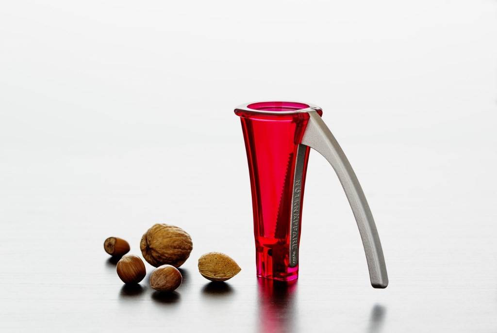 Notenkraker Rood